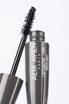 14 Saat Kalıcı Ekstra Hacim veren Kıvrımlar ve Şekillendirici Etki - Captivating Look Mascara