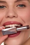 Beyond Care Sheer Lipstick 907 - Glossy Espresso - Yoğun Nemlendirici Besleyici Etki - Parlak Ruj