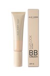 Doğal Parlaklık Sağlayan SPF15 Faktör Nemlendiren BB Krem - Natlook BB Cream 20 Light To Medium