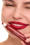 Dolgun Gürünüm ve Nemlendirici Etkili Dudak Parlatıcısı - Silky Care Lipgloss 309 Sweet Cherry