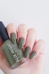 Haki Yeşil 44 - Yüksek Pigmentli Uzun Süreli Kalıcılık Hızlı Kuruma - Nail Lacquer 44