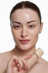 Kırışıklık Karşıtı Nemlendirici SPF30 Parlak Bitişli Fondöten - Care Enhancer 802 Sandy Rose