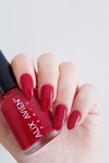 Kırmızı Oje 16  - Yüksek Pigmentli Uzun Süreli Kalıcılık Hızlı Kuruma - Nail Lacquer 16