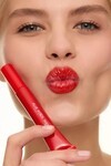 Koruyucu, Dolgunlaştırıcı, Nemlendirici Kırmızı Dudak Parlatıcısı - Silky Care Kılıf ve Lipgloss Set