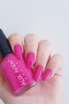 Şeker Pembe 61 - Yüksek Pigmentli Uzun Süreli Kalıcılık Hızlı Kuruma - Nail Lacquer 61