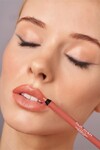 Suya Dayanıklı Uzun Süre Kalıcı Yumuşak Dudak Kalemi - Staying Power Lip Pencil 53 Peachy Nude