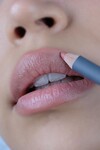 Uzun Süre Kalıcı Dağılma Yapmayan Nemlendirici Dudak Kalemi - Lipliner Pencil 04 Salmon